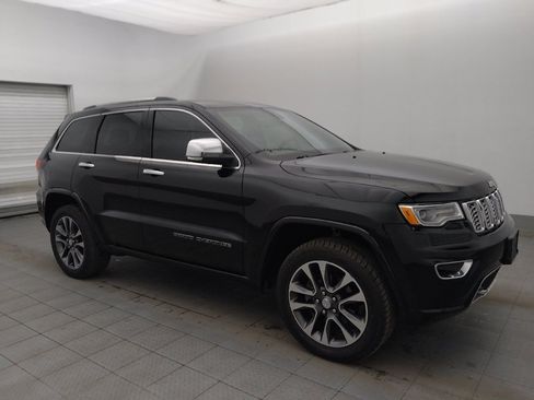 Used 2018 Jeep Grand Cherokee Overland AWD/4WD image 11