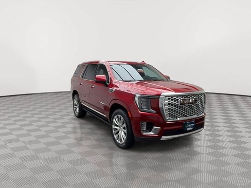 Certified 2023 GMC Yukon Denali w/ LPO, Floor Liner Package AWD/4WD image 38