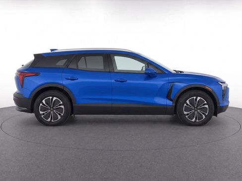 Used 2024 Chevrolet Blazer EV LT AWD/4WD image 4