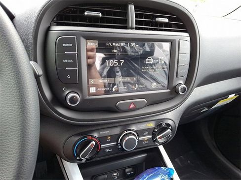 New 2025 Kia Soul LX w/ LX Technology Package image 11
