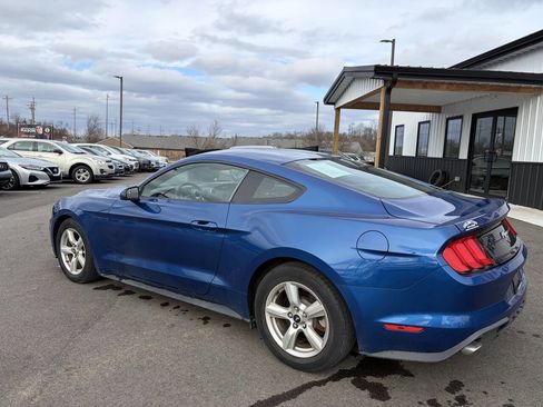 Used 2018 Ford Mustang Coupe image 12