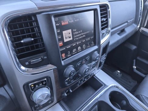 Used 2015 RAM 1500 Laramie w/ Trailer Tow Group AWD/4WD image 29
