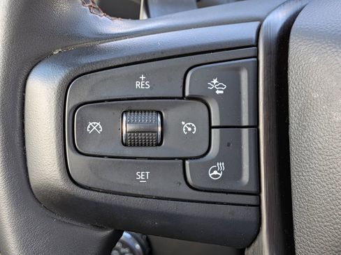 Used 2023 GMC Sierra 1500 AT4 w/ Technology Package image 24