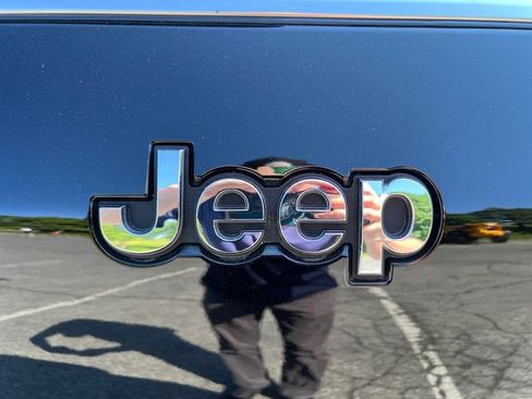 Used 2021 Jeep Grand Cherokee L Limited w/ MOPAR Finishing Package AWD/4WD image 39