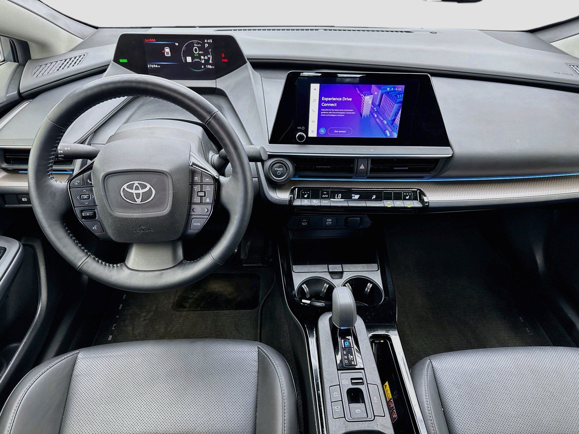 Used 2025 Toyota Prius XLE FWD image 14