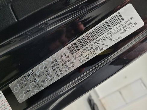 Used 2018 Jeep Wrangler Unlimited Sport image 33