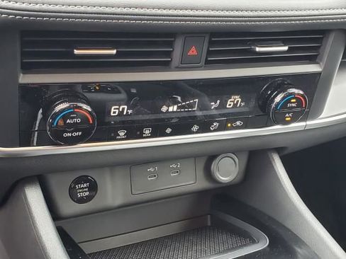 New 2026 Nissan Rogue SV image 28