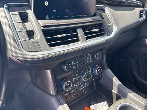 Used 2022 Chevrolet Tahoe RST w/ Luxury Package AWD/4WD image 10