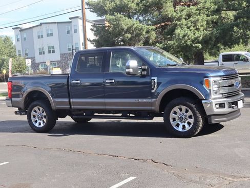 Used 2018 Ford F250 Lariat w/ Chrome Package AWD/4WD image 2