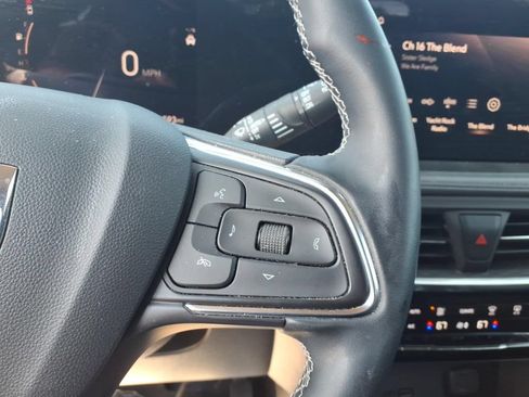 Used 2024 Buick Encore GX Avenir w/ Avenir Convenience Package FWD image 15