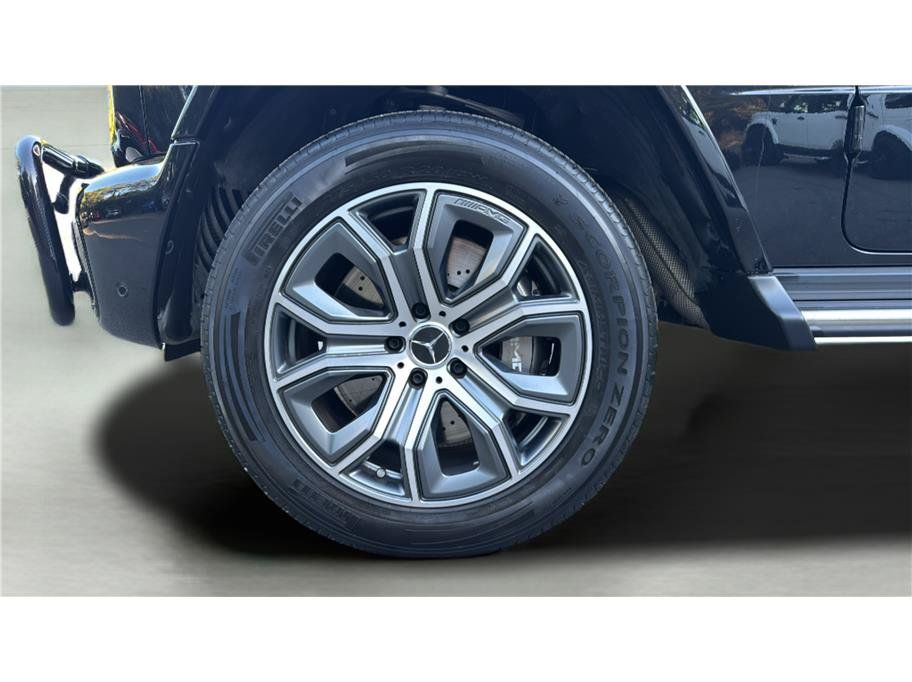 Used 2025 Mercedes-Benz G 63 AMG 4MATIC image 34