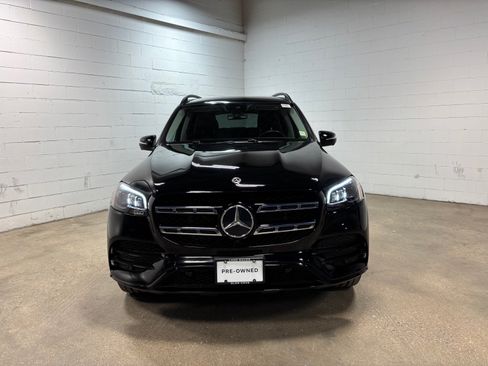 Used 2023 Mercedes-Benz GLS 450 4MATIC image 3