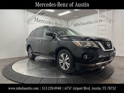 Used 2020 Nissan Pathfinder SV