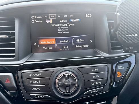 Used 2019 Nissan Pathfinder SV AWD/4WD image 26