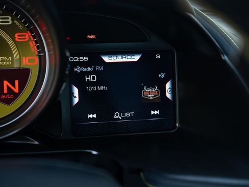 Used 2020 Ferrari 812 Superfast RWD image 40