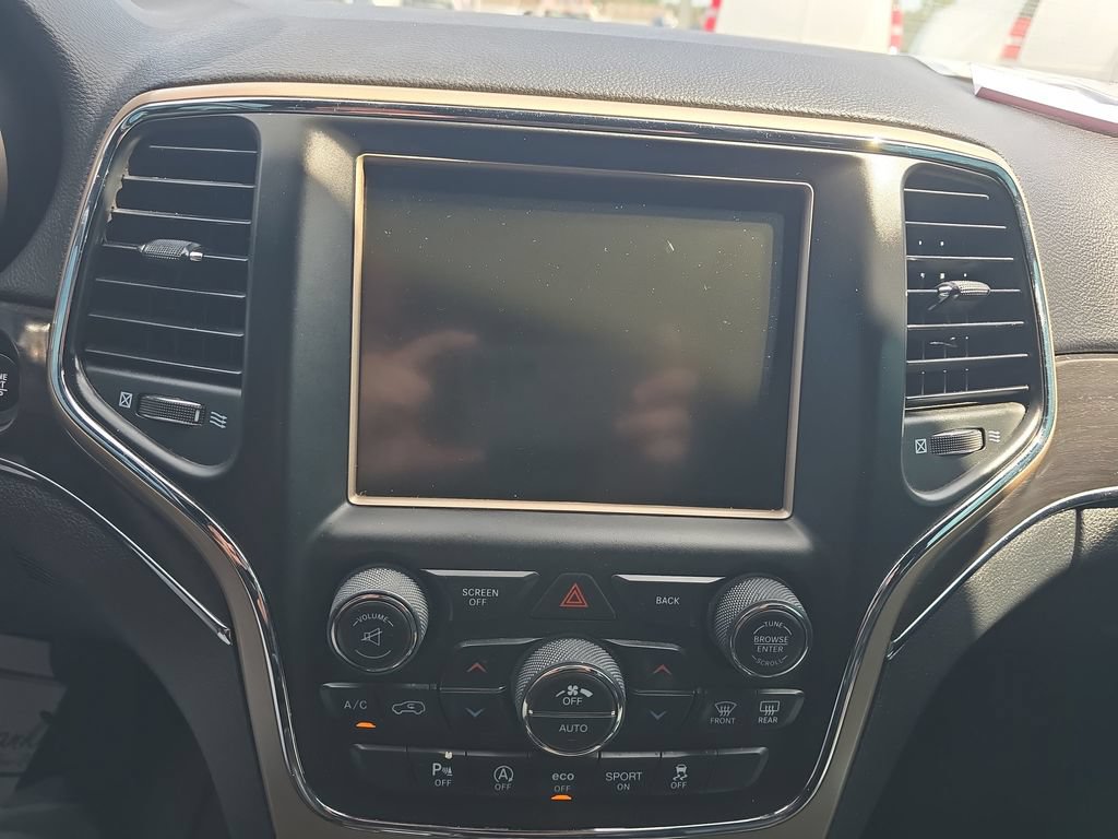 Used 2017 Jeep Grand Cherokee Limited AWD/4WD image 30