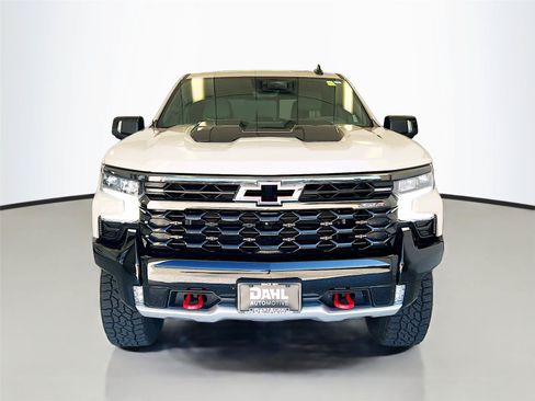 Used 2022 Chevrolet Silverado 1500 ZR2 w/ Technology Package AWD/4WD image 3