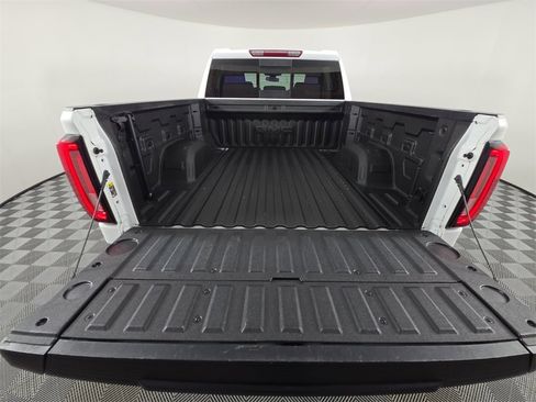 Used 2020 GMC Sierra 1500 SLT w/ SLT Premium Plus Package image 16