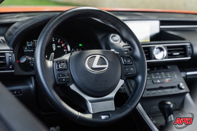 Used 2015 Lexus RC F w/ Premium Package RWD image 6