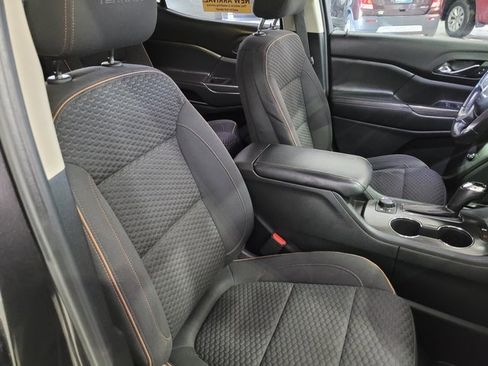 Used 2018 GMC Acadia SLE w/ Driver Alert Package I image 60