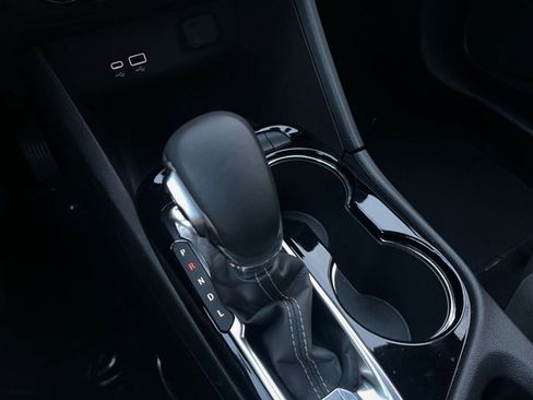 Used 2025 Buick Encore GX Preferred image 35