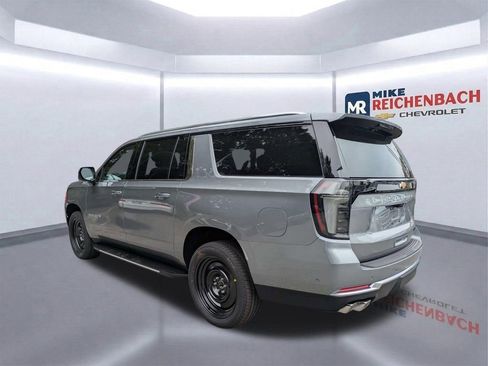 New 2026 Chevrolet Suburban High Country w/ Sun And Tow Package AWD/4WD image 7