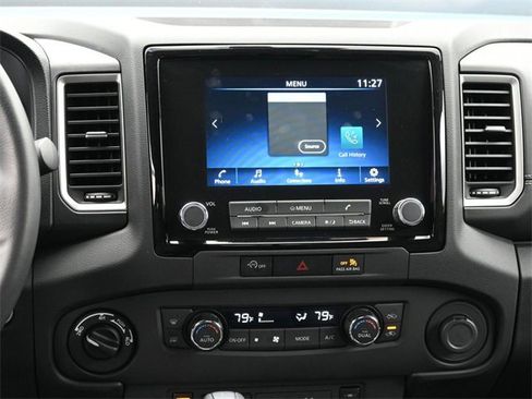 Used 2024 Nissan Frontier SV w/ SV Convenience Package image 7