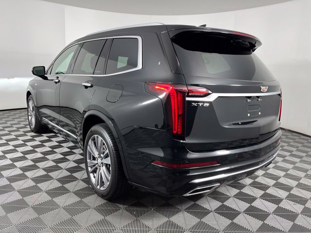 Used 2023 Cadillac XT6 Premium Luxury FWD image 8