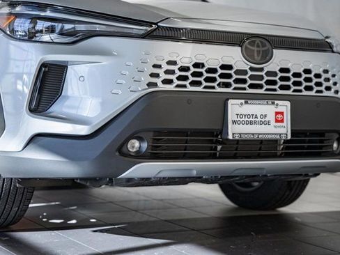 Used 2026 Toyota Corolla Cross XSE image 14