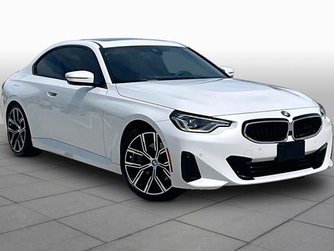 Used 2023 BMW 230i Coupe w/ Premium Package RWD image 2