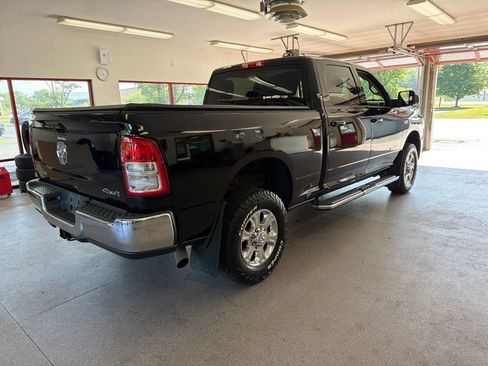 Used 2020 RAM 2500 Big Horn w/ Level 1 Equipment Group AWD/4WD image 26
