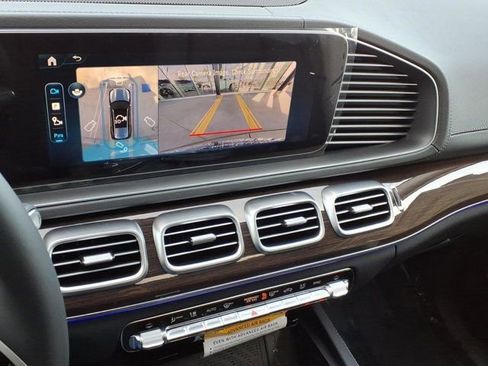 New 2026 Mercedes-Benz GLS 450 4MATIC image 6