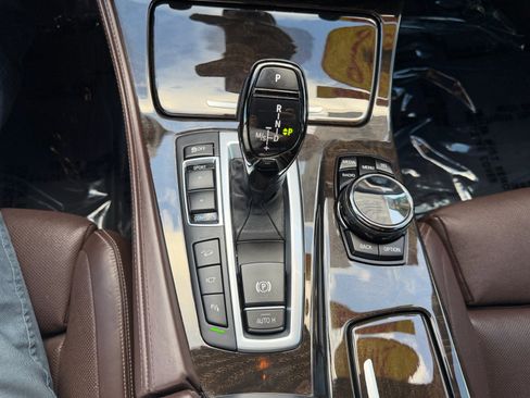 Used 2016 BMW 550i xDrive Sedan AWD/4WD image 26
