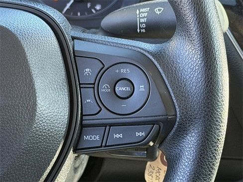 Certified 2025 Toyota Corolla LE image 15