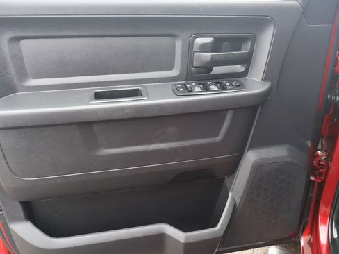 Used 2014 RAM 1500 Express image 19