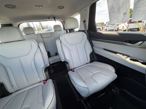 Used 2025 Hyundai Palisade SEL AWD/4WD image 36