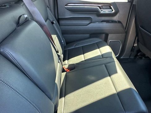 Used 2023 GMC Sierra 1500 SLT w/ SLT Premium Package image 18