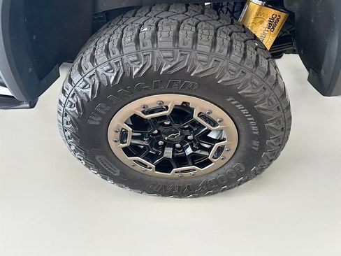 Used 2023 Chevrolet Colorado ZR2 w/ Desert Boss Special Edition AWD/4WD image 30
