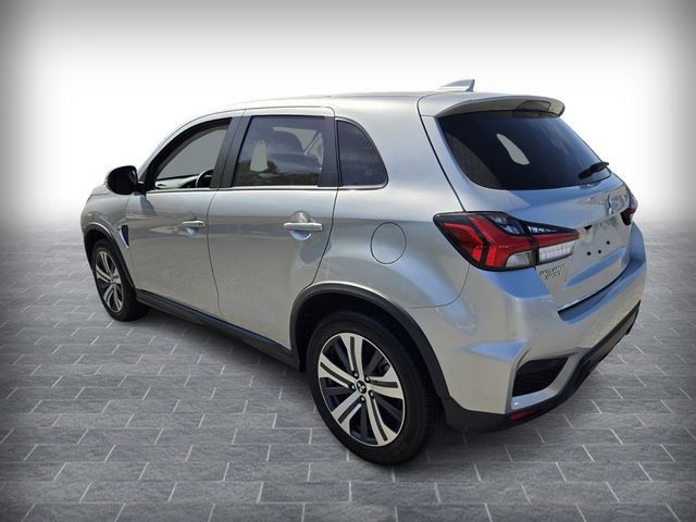 Used 2025 Mitsubishi Outlander Sport SE AWD/4WD image 5