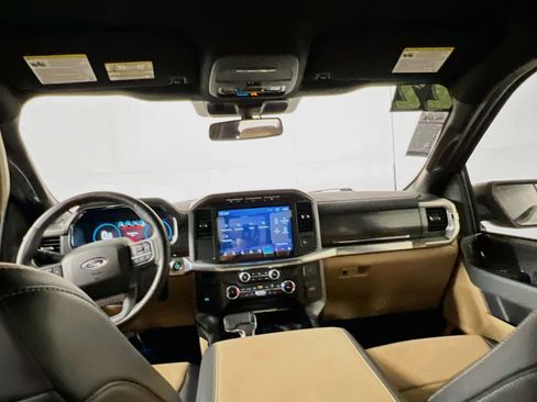 Used 2022 Ford F150 Lariat RWD image 30