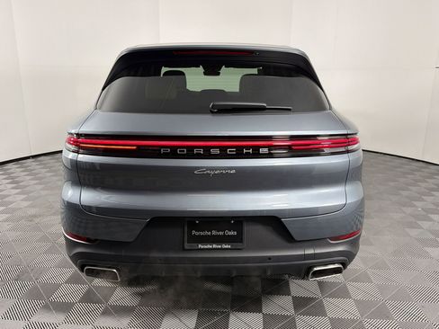 Used 2026 Porsche Cayenne AWD/4WD image 10