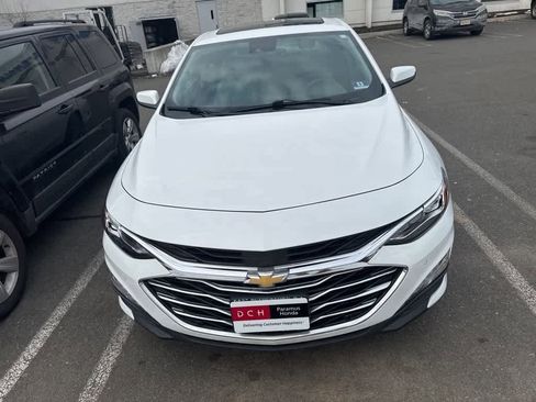 Used 2019 Chevrolet Malibu Premier w/ Sun and Wheel Package image 6