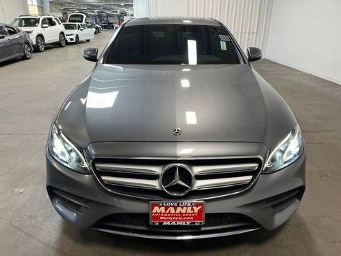Used 2018 Mercedes-Benz E 300 image 8