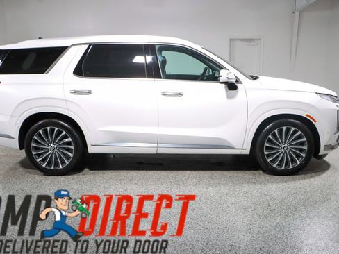 Used 2023 Hyundai Palisade Calligraphy image 6