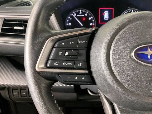 Used 2023 Subaru Ascent Premium w/ Convenience Package AWD/4WD image 10