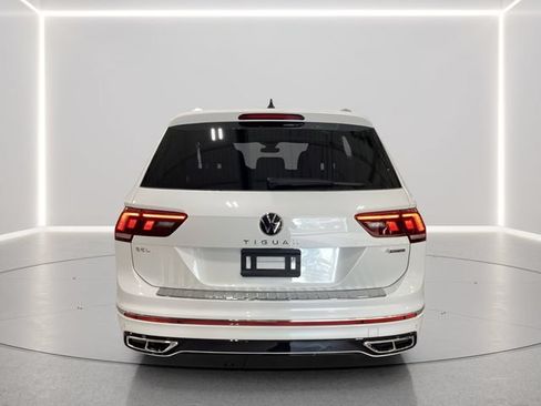 Certified 2024 Volkswagen Tiguan SEL R-Line AWD/4WD image 29