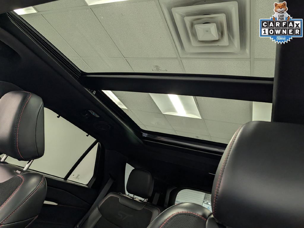 Used 2025 Ford Explorer ST AWD/4WD image 27