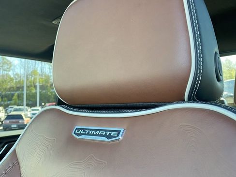 Used 2024 GMC Sierra 2500 Denali Ultimate image 21