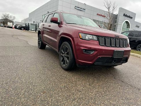 Certified 2021 Jeep Grand Cherokee Laredo X image 7