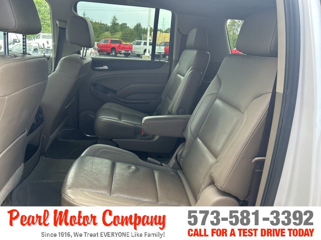 Used 2017 GMC Yukon XL SLT w/ Premium Edition AWD/4WD image 21